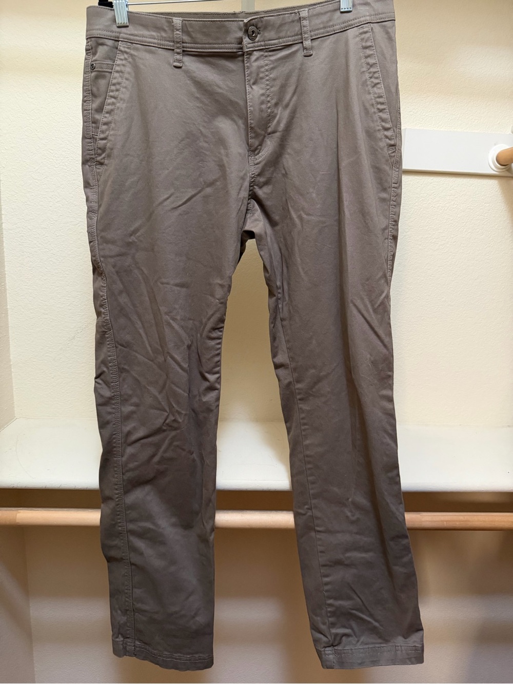 Weatherproof Men's Chinos in Taupe Brown